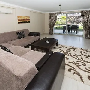 Diana Aparthotel